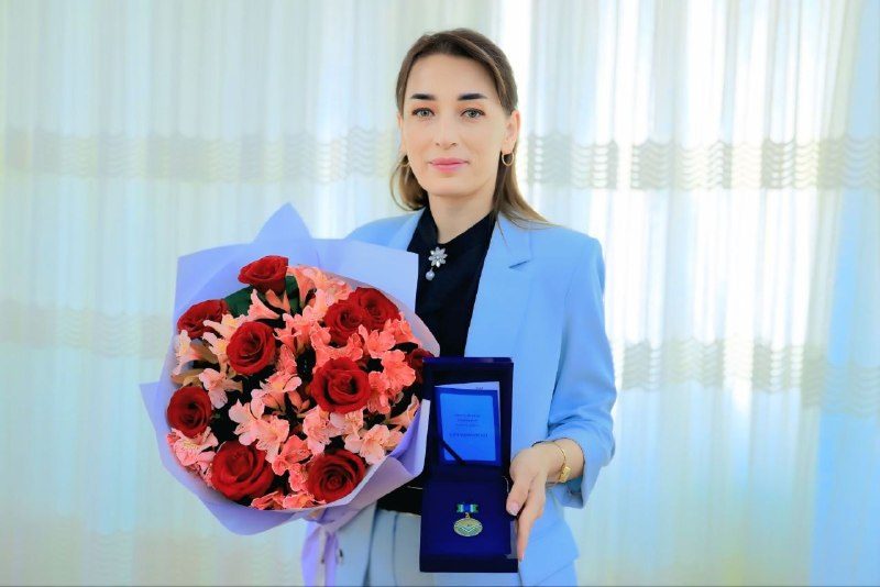 A professor of Bukhara State Pedagogical Institute was awarded the “Devotee of Spirituality” breast badge