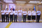 Ish kuni Davlat madhiyasini birgalikda ijro etish bilan boshlandi