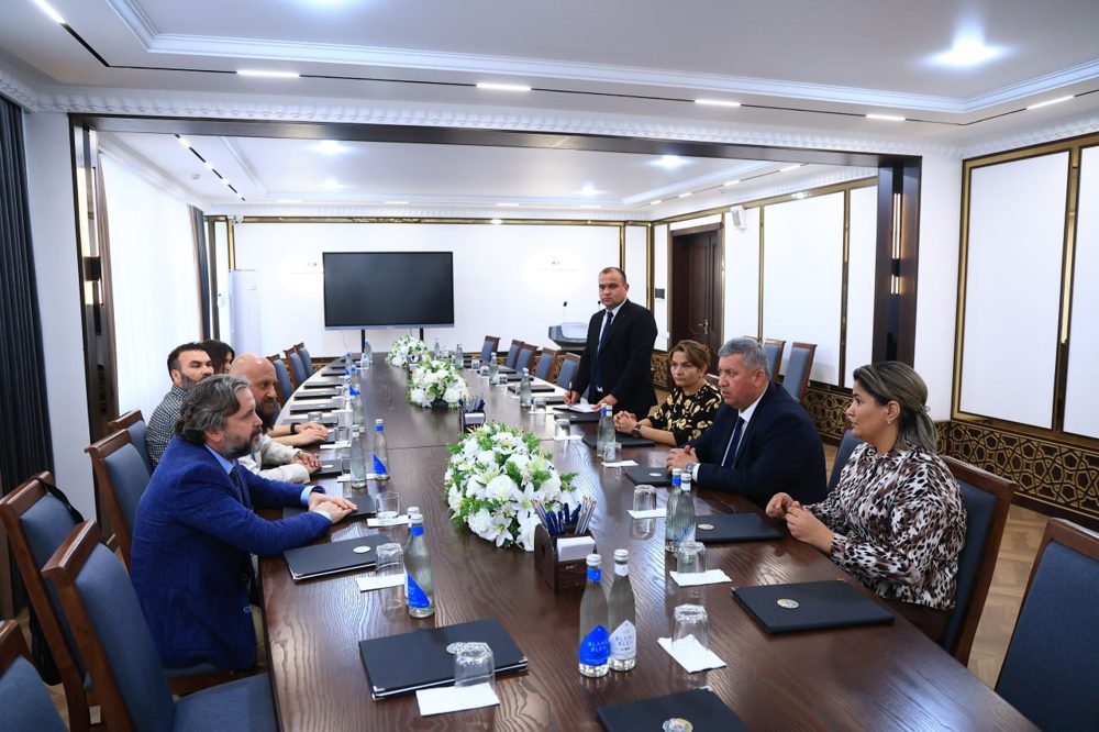 Turkiyaning Gazi universiteti professorlari Buxoro davlat pedagogika instituti rektori qabulida boʻlishdi