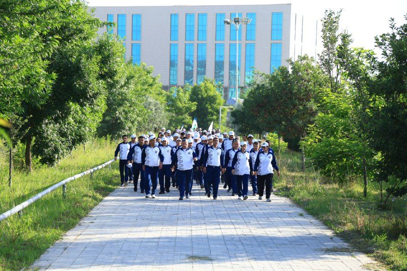 CHORSHANBA — SPORT KUNI: "Sport sog'lomlashtirish" tadbiri bo'lib o'tmoqda