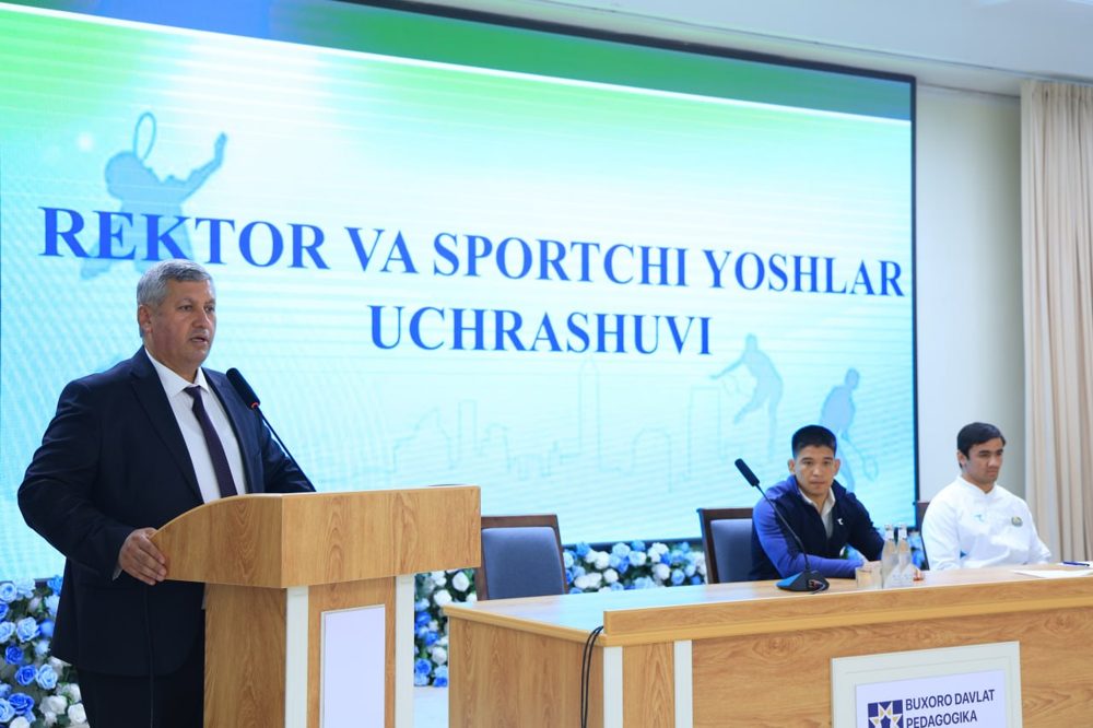 Buxoro davlat pedagogika institutida rektor va sportchi yoshlar ishtirokida ochiq muloqot o‘tkazildi  ☄️👍 Buxoro davlat pedagogika institutida rektor Bahodir Ma’murov hamda sportchi yoshlar ishtiroki