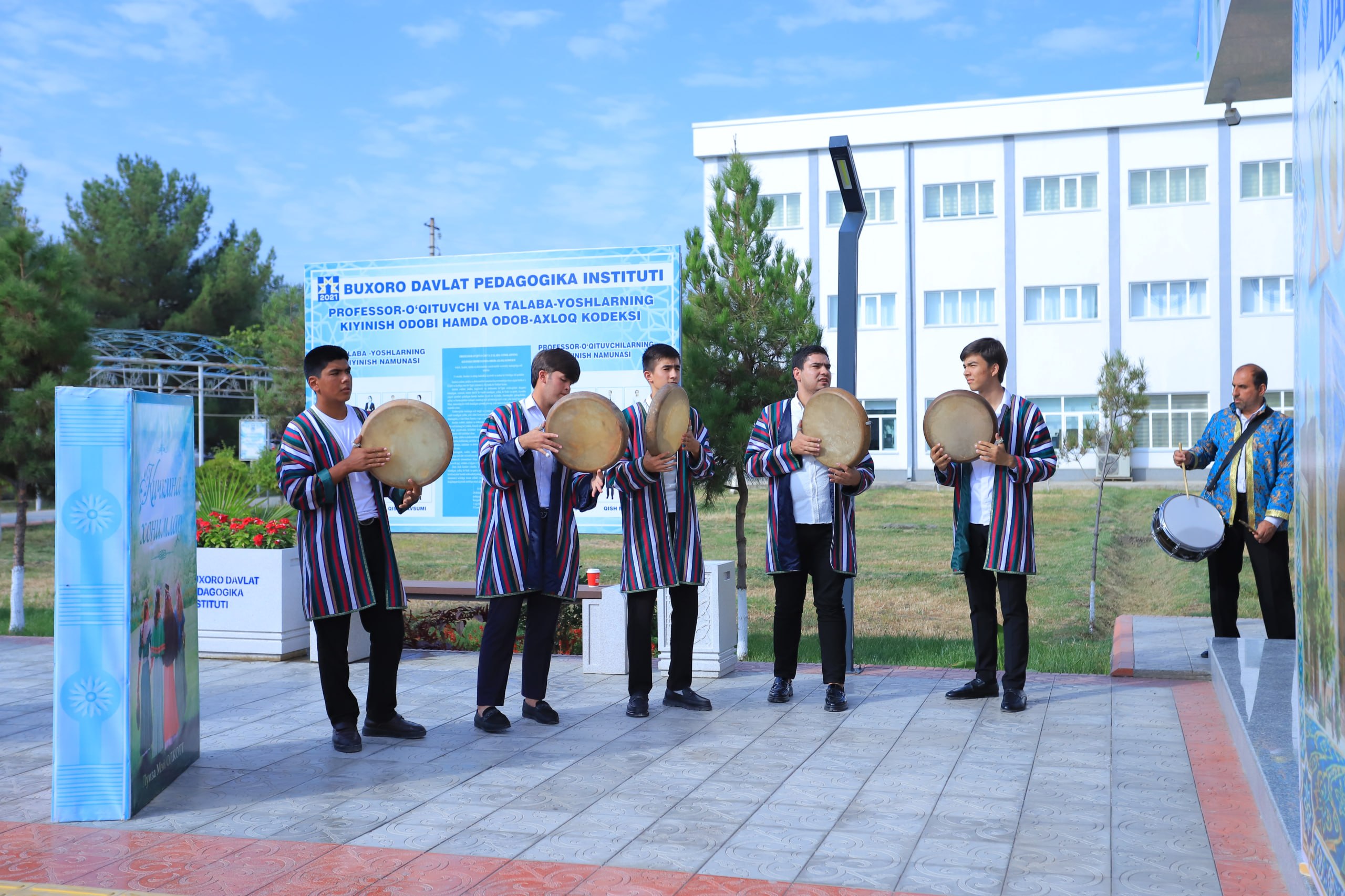 Buxoro davlat pedagogika institutida respublikamiz miqyosida ilk bor VII Turk dunyosi adabiyot va kitob festivali bo‘lib o‘tdi.