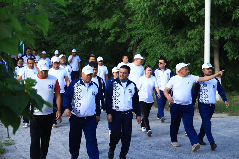 CHORSHANBA — SPORT KUNI: "Sport sog'lomlashtirish" tadbiri bo'lib o'tmoqda