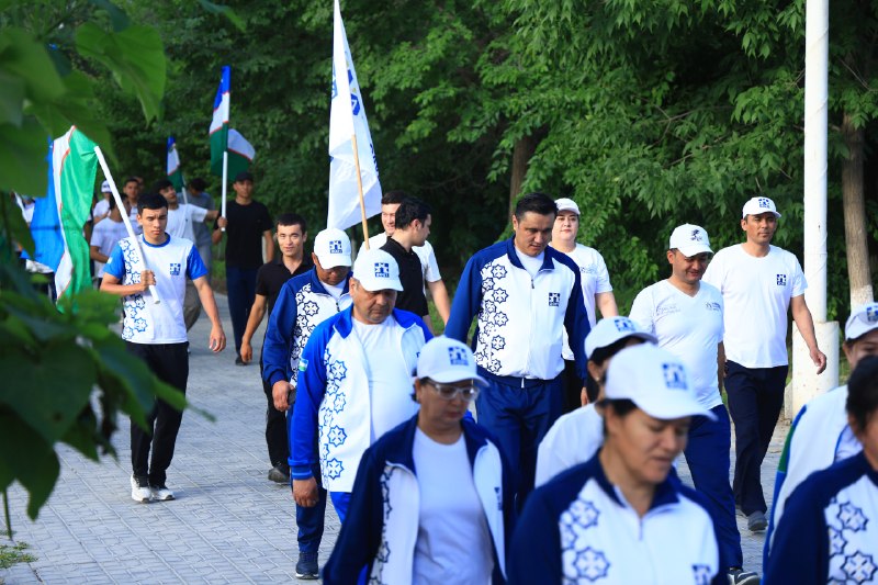 CHORSHANBA — SPORT KUNI: "Sport sog'lomlashtirish" tadbiri bo'lib o'tmoqda