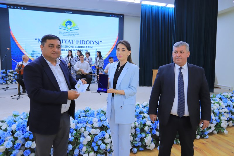A professor of Bukhara State Pedagogical Institute was awarded the “Devotee of Spirituality” breast badge