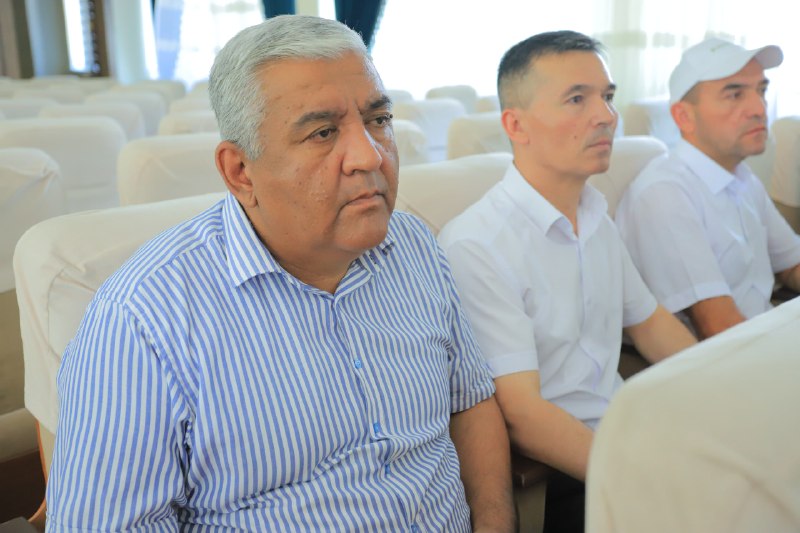 Bitiruvchi yoshlar bilan ochiq muloqot tashkil etildi