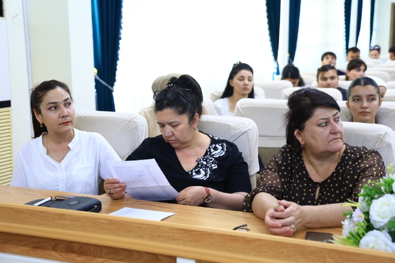 Состоялся открытый диалог с выпускниками