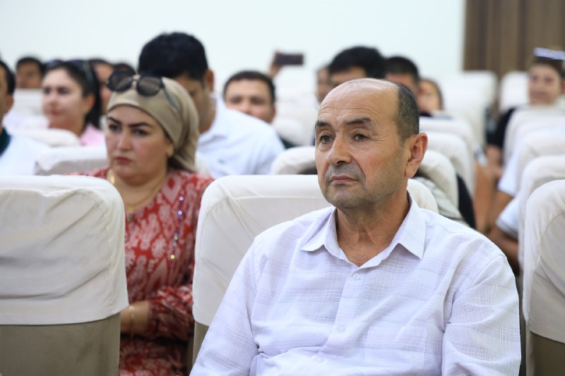 The reporting concert of the “Sharq gavhari” ensemble was organized at a high level