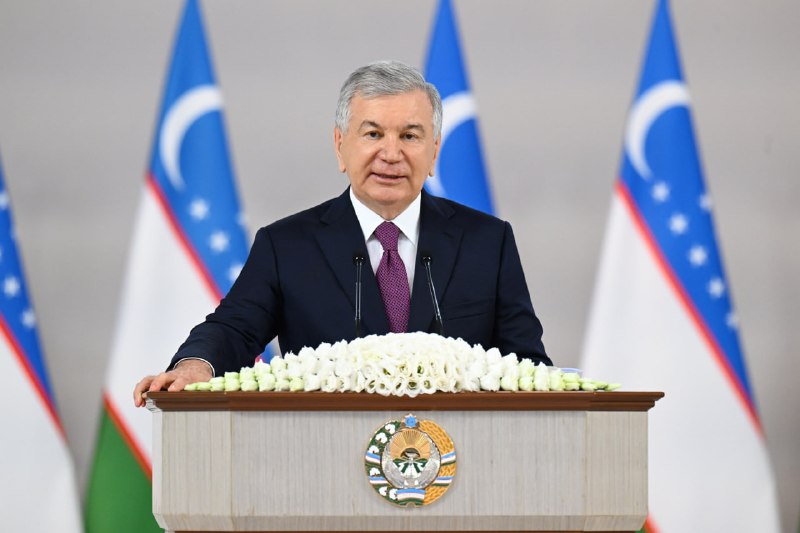 Prezident Shavkat Mirziyoyev yoshlar bilan uchrashuv o‘tkazmoqda.