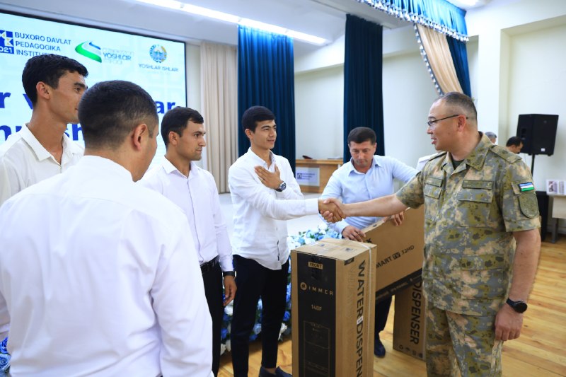 Buxoro davlat pedagogika institutida “Rahbar va yoshlar uchrashuvi” bo‘lib o‘tdi