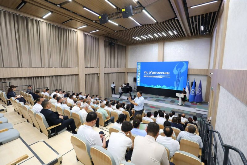 Tillar fakulteti dekani seminar-treningda ishtirok etdi